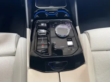 BMW 550e xDrive M Sport