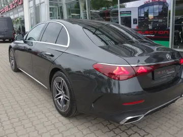 MERCEDES-BENZ E 450 d 4Mat AMG LINE BURMESTER PANO 360  MBUX