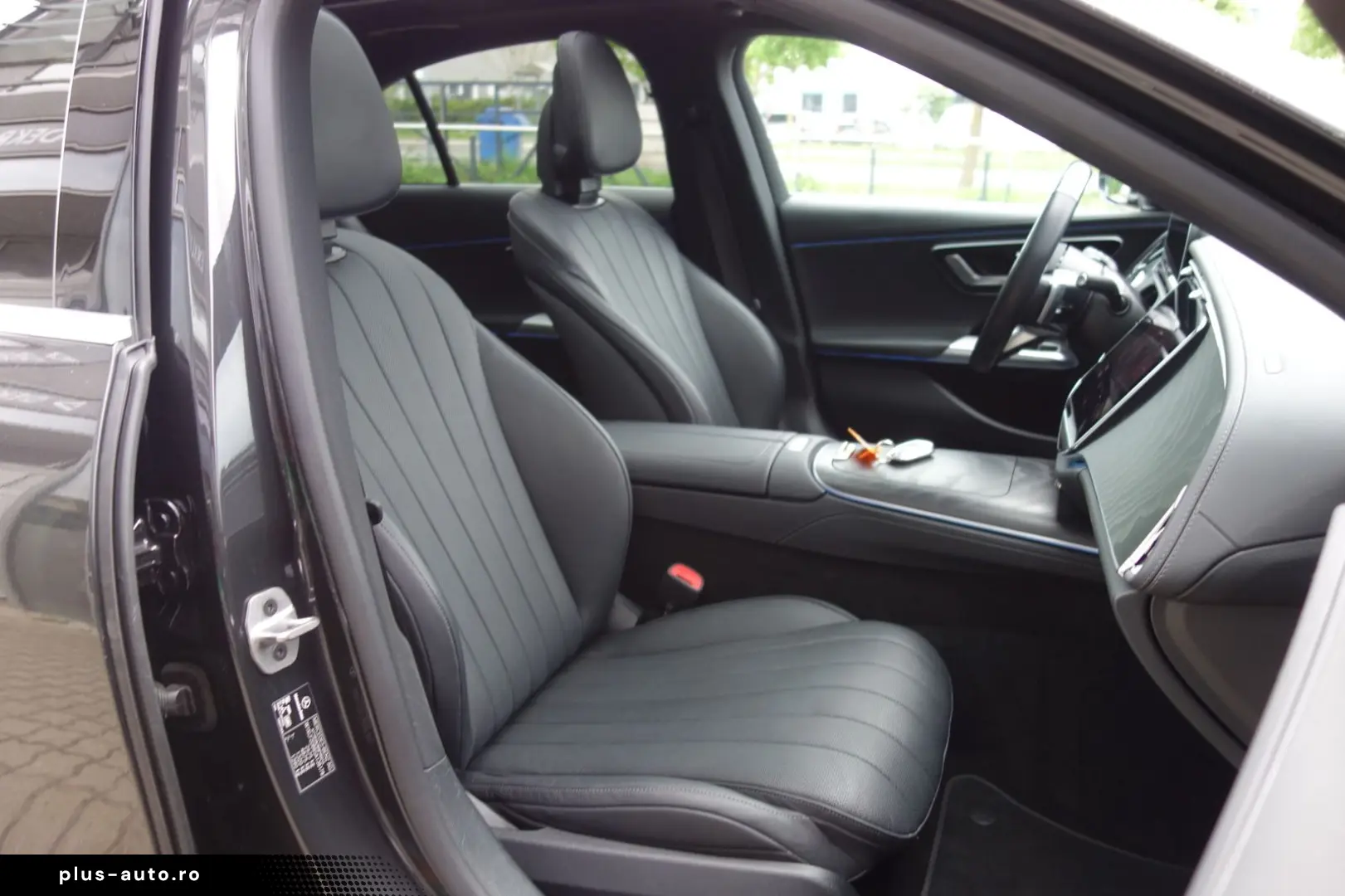 MERCEDES-BENZ E 450 d 4Mat AMG LINE BURMESTER PANO 360  MBUX