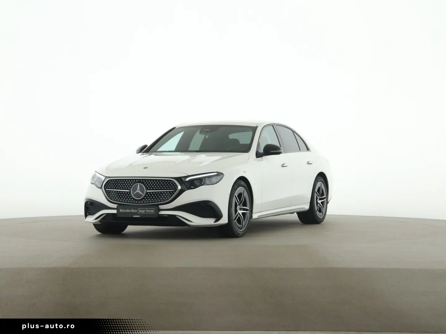 MERCEDES-BENZ E 200 AMG Night Distronic Ambiente Win&hellip;