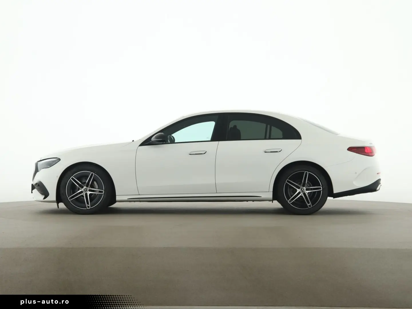 MERCEDES-BENZ E 200 AMG Night Distronic Ambiente Win&hellip;