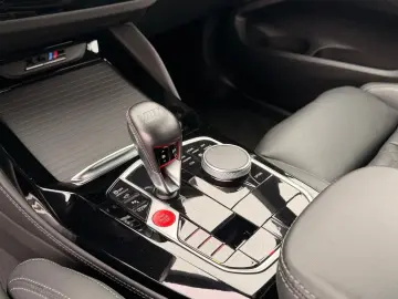 BMW X4 M Competition 21  AHK Pano DAProf. PA  HUD