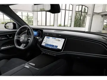 MERCEDES-BENZ E 200 d Limousine AMG-Sport Digital Distr Memo