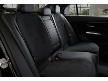 MERCEDES-BENZ E 200 d Limousine AMG-Sport Digital Distr Memo