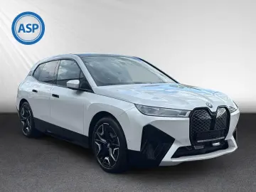 BMW iX 50 xDrive Sport LASER PANO MASSAGE VOLL 137TE