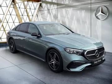 MERCEDES-BENZ E 220 d AMG Night AHK Distronic Sitzkomfort-P