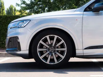 AUDI Q7 50 TDI quattro S line Matrix Ventilation seat