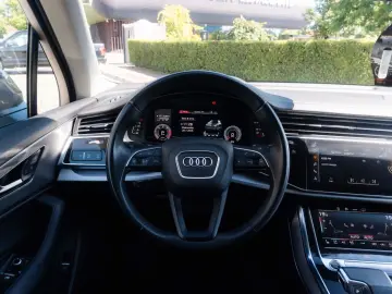 AUDI Q7 50 TDI quattro S line Matrix Ventilation seat