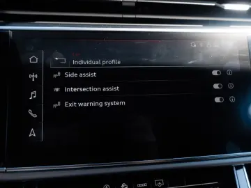 AUDI Q7 50 TDI quattro S line Matrix Ventilation seat