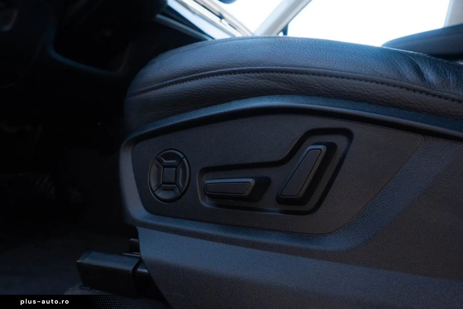 AUDI Q7 50 TDI quattro S line Matrix Ventilation seat