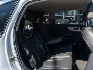 AUDI Q7 50 TDI quattro S line Matrix Ventilation seat