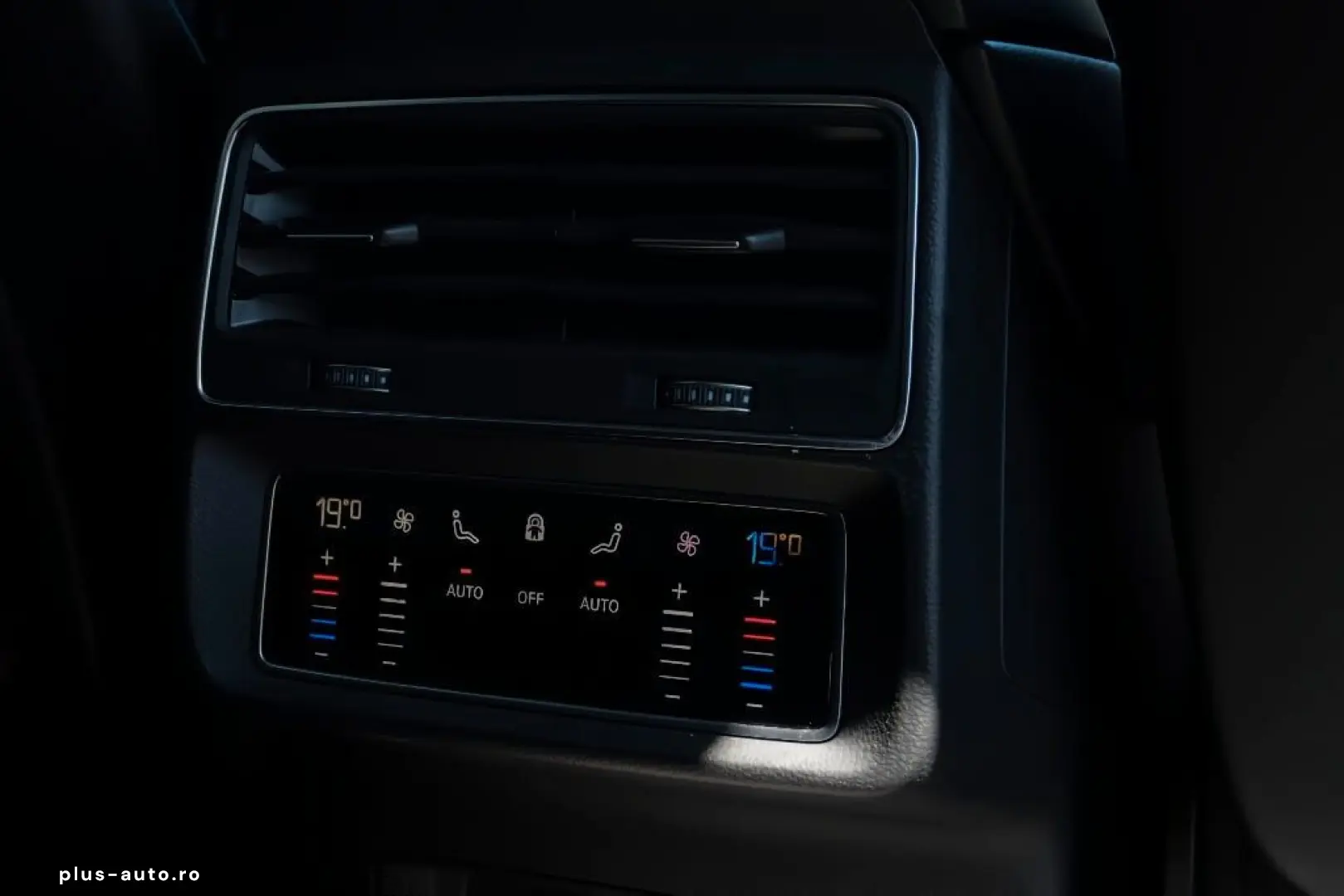 AUDI Q7 50 TDI quattro S line Matrix Ventilation seat