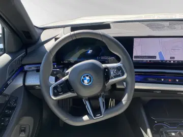 BMW 550e xDrive M Sport Bowers&Wilkins Autobahnass.