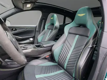 ASTON MARTIN DBX 707 AMR 23'' Podium Green…