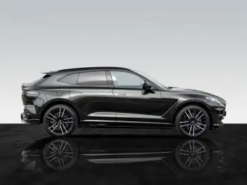 ASTON MARTIN DBX707   Carbon Trim   Privacy Glass