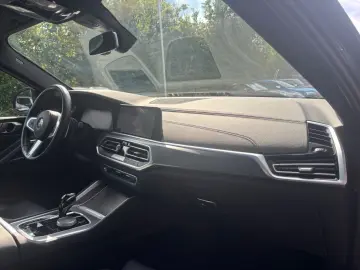 BMW X6 M50i Laser Massage Pano Harman Kardon