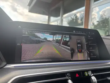 BMW X6 M50i Laser Massage Pano Harman Kardon