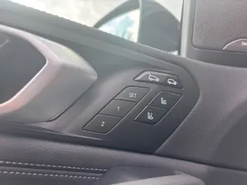 BMW X6 M50i Laser Massage Pano Harman Kardon
