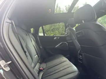BMW X6 M50i Laser Massage Pano Harman Kardon