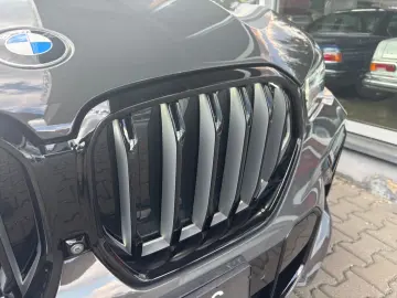 BMW X6 M50i Laser Massage Pano Harman Kardon