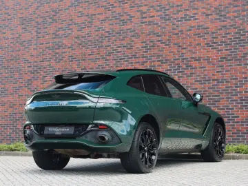 Aston Martin DBX 4.0 V8   Pano sunroof - Service history