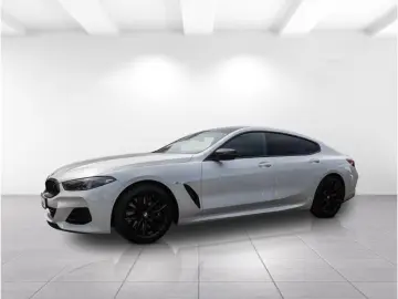 BMW M850 ixDrive Panorama Leder HUD 360Kamera eSitze