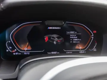 BMW M850 ixDrive Panorama Leder HUD 360Kamera eSitze