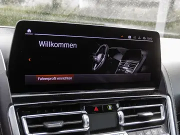 BMW M850 ixDrive Panorama Leder HUD 360Kamera eSitze