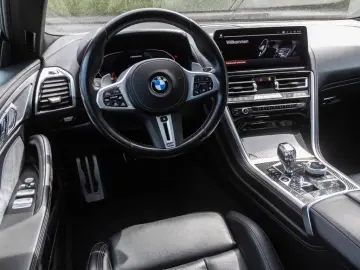 BMW M850 ixDrive Panorama Leder HUD 360Kamera eSitze