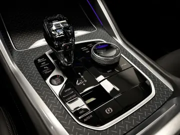 BMW X6 M50i M Sportpaket Pano. Laser Harman Kardon D