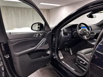 BMW X6 M50i M Sportpaket Pano. Laser Harman Kardon D