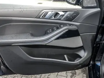 BMW X5 xDrive30d M Sport HUD PANO ACC AHK 360 KAM