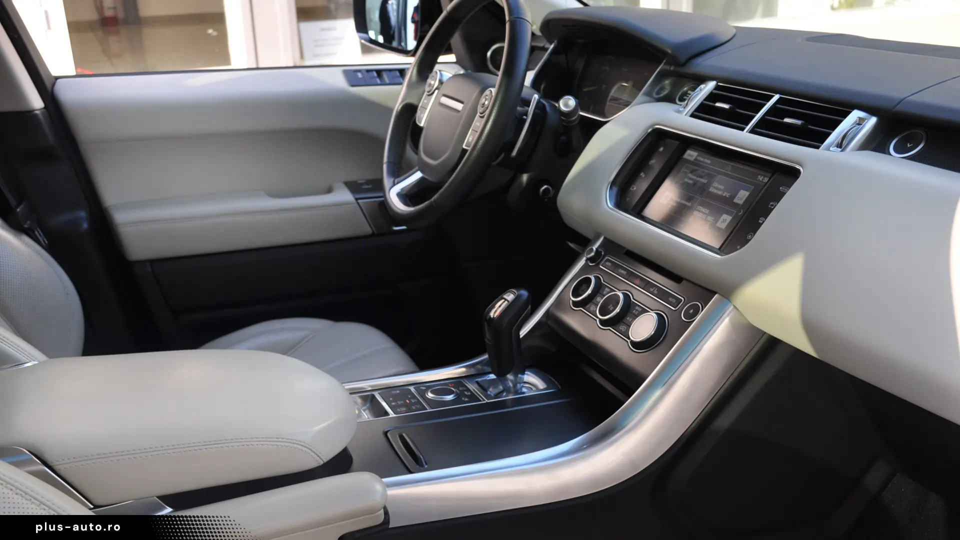 RANGE ROVER SPORT SE 3.0D IMPECABIL DOAR 94.000KM