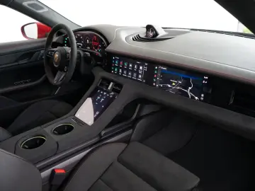 Porsche Taycan GTS 150KM BURMESTER PCCB P-DISPLAY