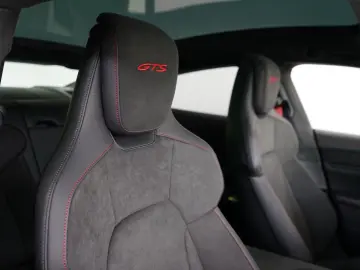 Porsche Taycan GTS 150KM BURMESTER PCCB P-DISPLAY