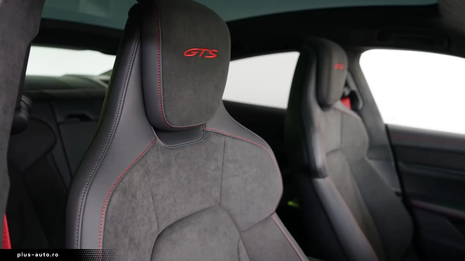 Porsche Taycan GTS 150KM BURMESTER PCCB P-DISPLAY