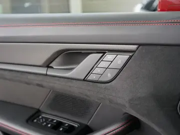 Porsche Taycan GTS 150KM BURMESTER PCCB P-DISPLAY