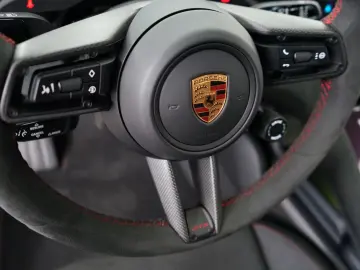 Porsche Taycan GTS 150KM BURMESTER PCCB P-DISPLAY