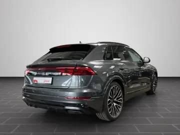 AUDI Q8 60 TFSI e quattro