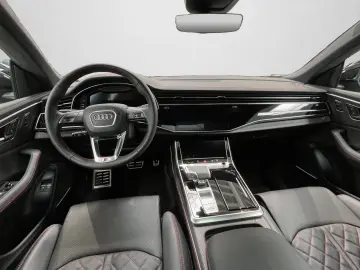 AUDI Q8 60 TFSI e quattro