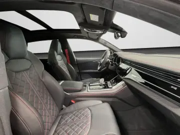 AUDI Q8 60 TFSI e quattro