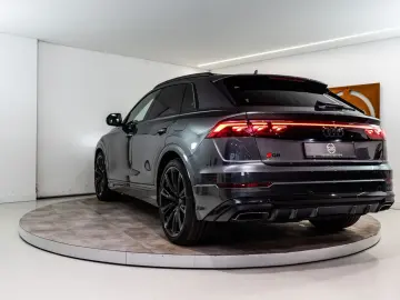 AUDI Q8 60 TFSI E Quattro S-Edition Competition