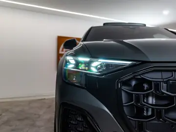 AUDI Q8 60 TFSI E Quattro S-Edition Competition