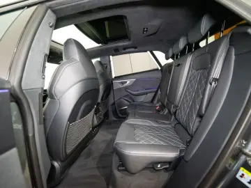 AUDI Q8 60 TFSI E Quattro S-Edition Competition