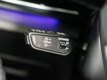 AUDI Q8 60 TFSI E Quattro S-Edition Competition