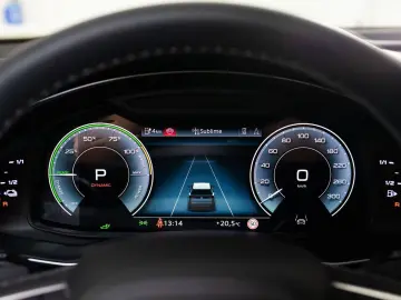 AUDI Q8 60 TFSI E Quattro S-Edition Competition
