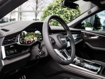 AUDI Q8 60 TFSI e Competition 490pk  Carbon  Full-opt