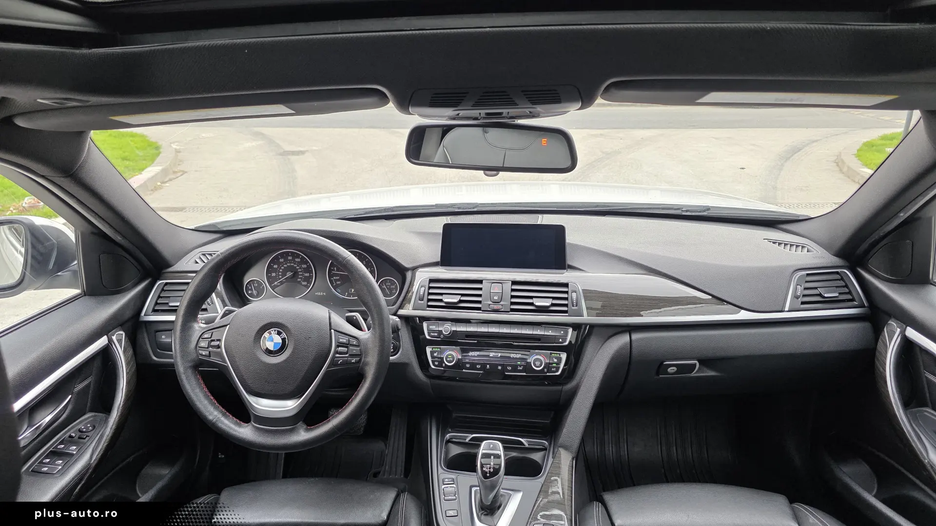 BMW 328i xDrive SportLine 2015 Trapa Piele