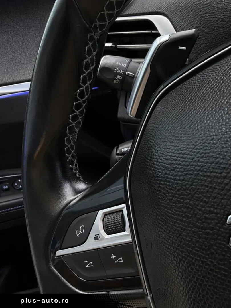 Peugeot 5008 •7Locuri• E6