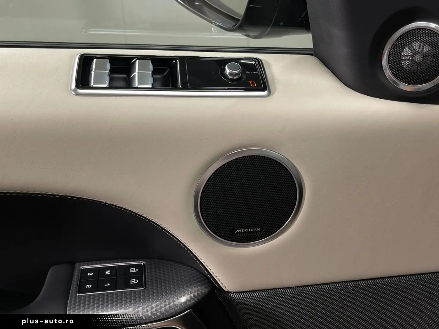 Land-Rover Range-Rover-Sport